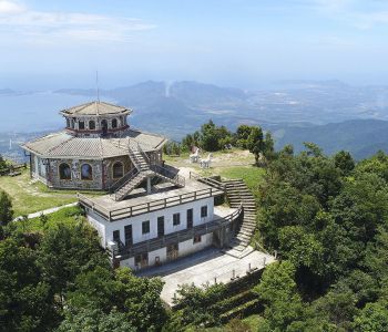 HÀNH TRÌNH VỀ ĐẤT CỐ ĐÔ