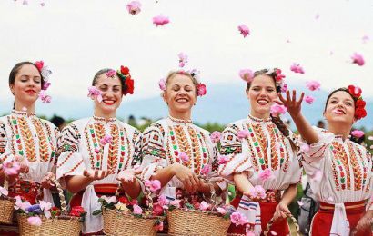 CHƯƠNG TRÌNH ĐẶC BIỆT LỄ HỘI HOA HỒNG BULGARIA